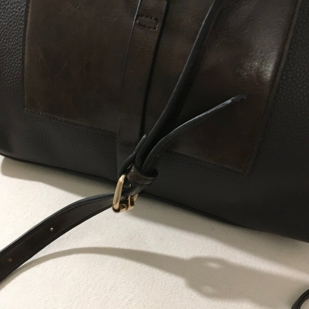 Mia K Collection NWOT Tote Bag & Wristlet Wallet - Picture 3 of 13